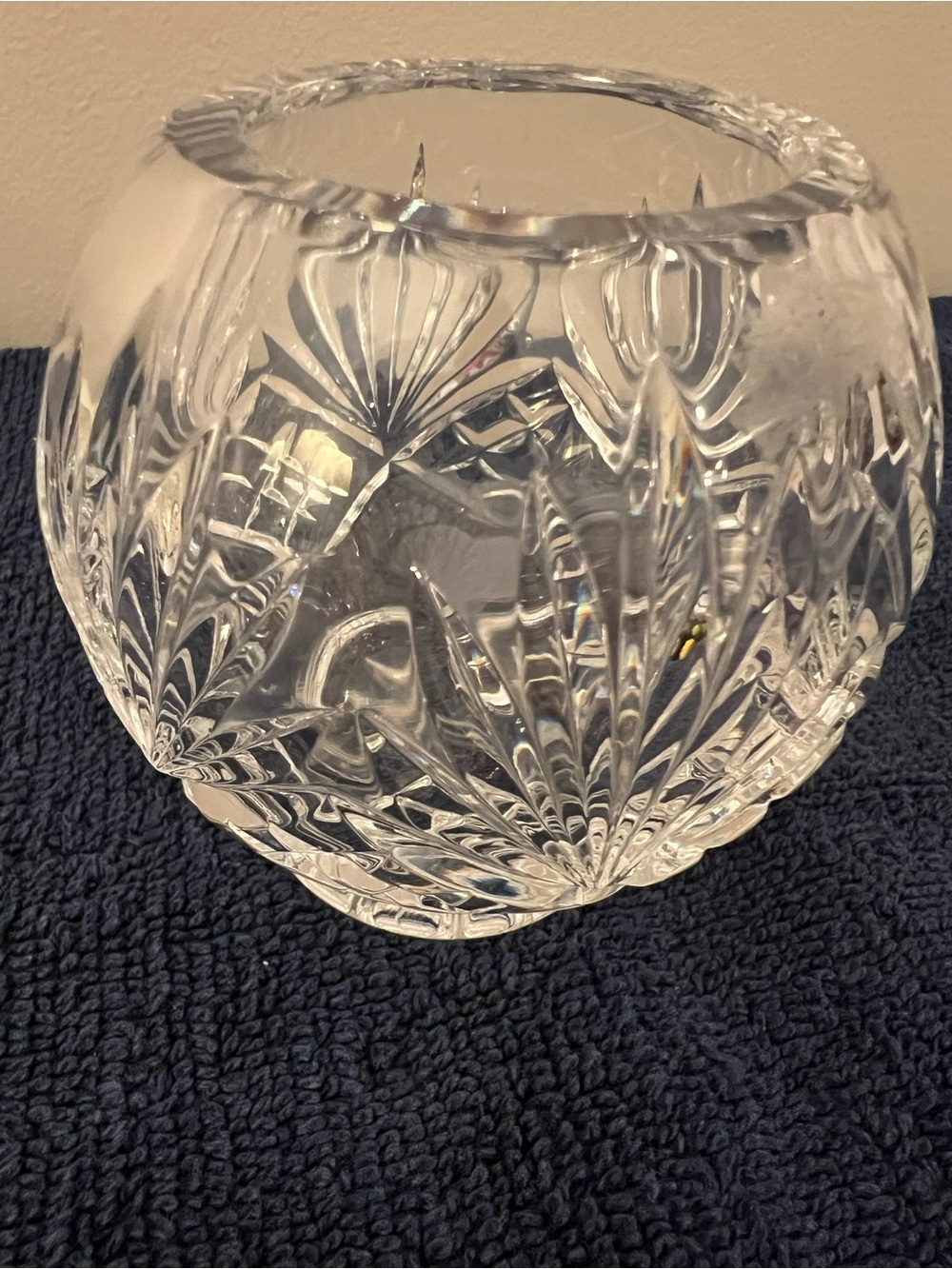 2 Clear Crystal/Cut Glass Decorative Bowls/Vases/Candle Holders - Like New - Picture 10 of 11